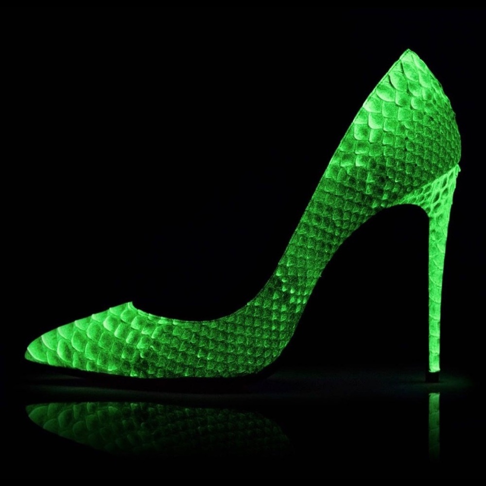 Christian louboutin glow in the dark python 37